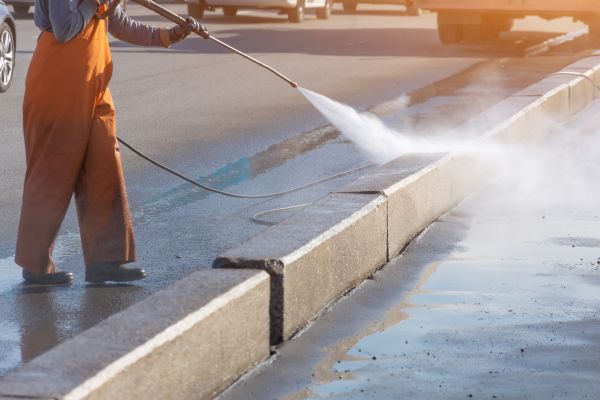 Commercial Concrete Cleaning in Elmhurst