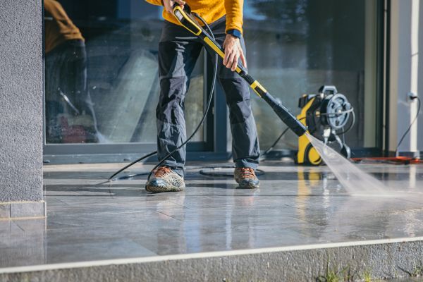 Concrete Cleaning in Elmhurst