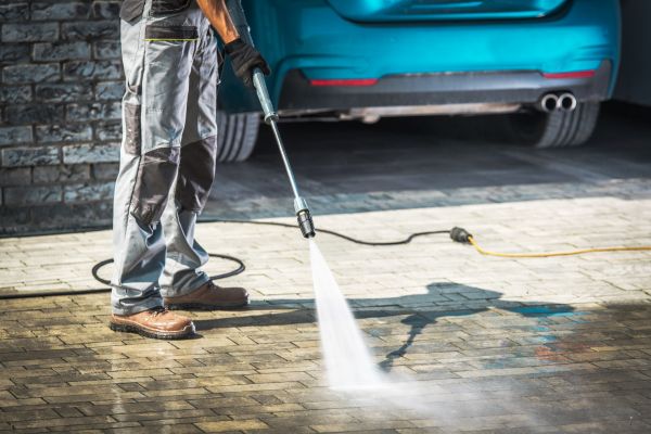 Driveway Pressure Washing in Elmhurst