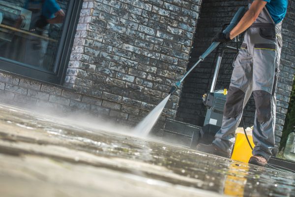 Power Cleaning in Elmhurst