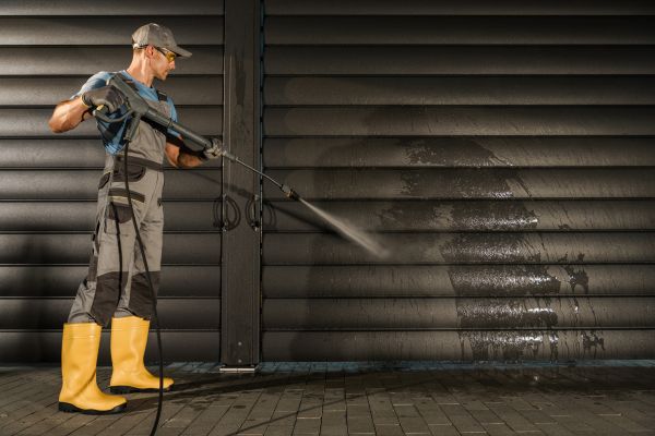 Garage Power Washing in Elmhurst