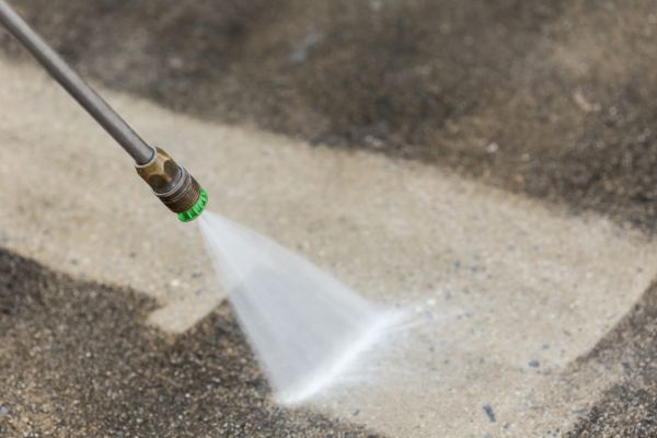 Garage Floor Power Washing in Elmhurst