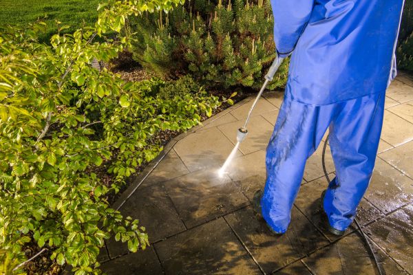 Cost of Hardscape Cleaning in Elmhurst