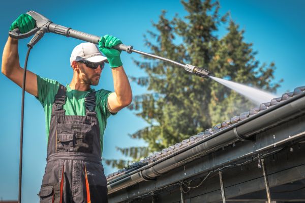 Cost of Gutter Washing in Elmhurst