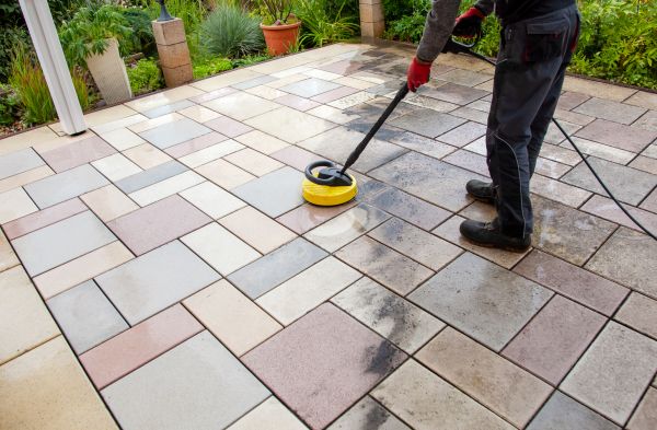 Cost of Patio Washing in Elmhurst