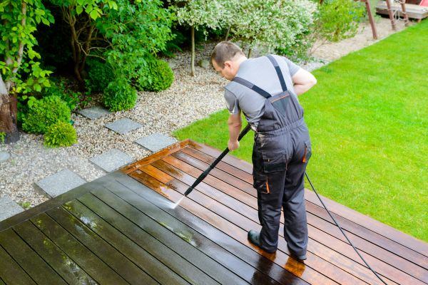 Cost of Deck And Patio Cleaning in Elmhurst