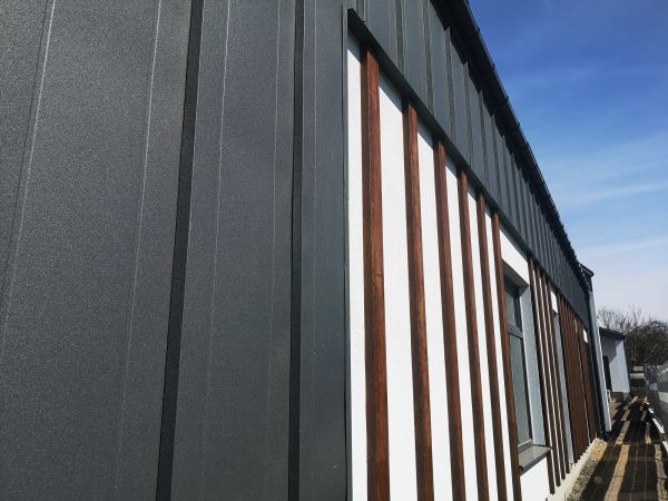 Aluminum Siding Power Washing in Elmhurst