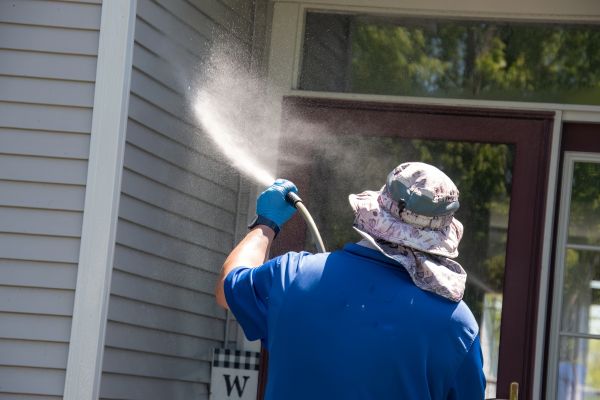 Siding Pressure Washing in Elmhurst