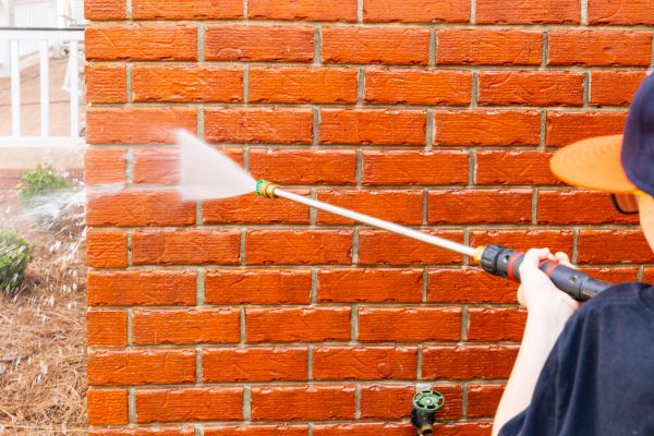 Cost of Wall Pressure Washing in Elmhurst